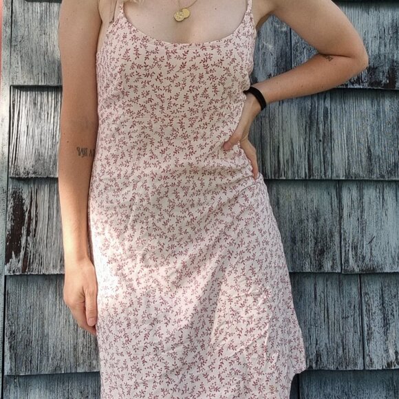 Brandy Melville dress - Picture 2 of 5